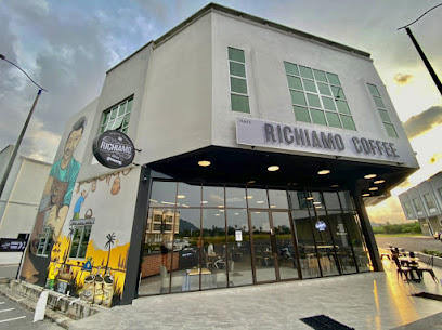 Kopi Richiamo - Kangar 2 AF1QipM6kzii 7shkI9 x23wrktkR880GcgJyIL7XXQcw408 h305 k no